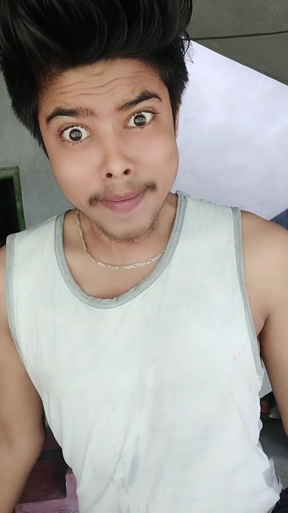 @FUNNY BOY BHASKAR 😜😎