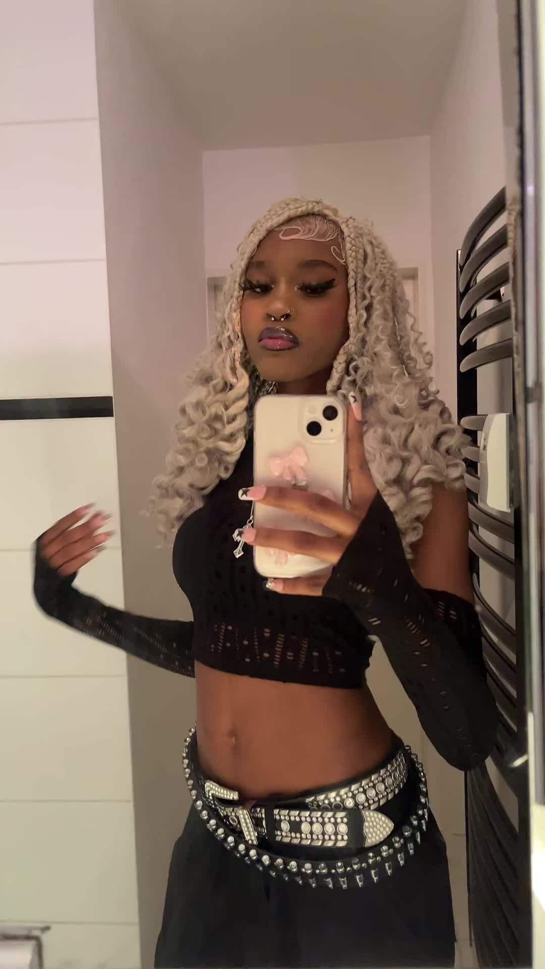 @Gigi 🦇