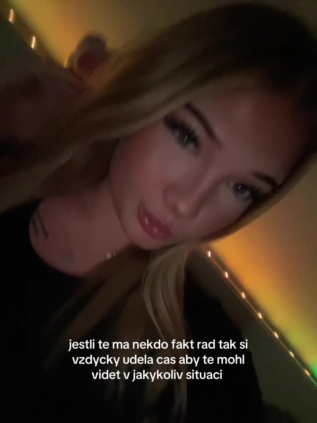 @🪡