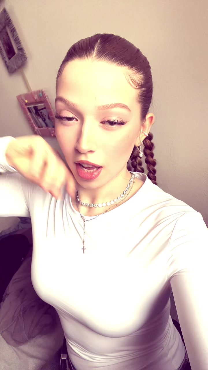 @....