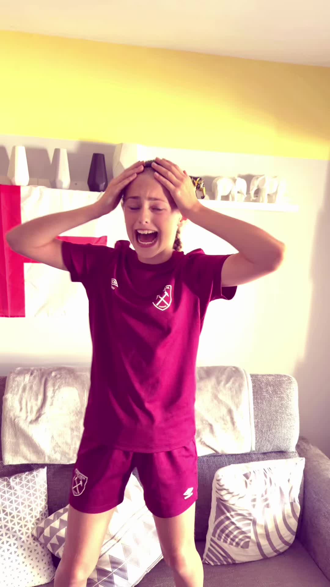 @Daisy does Football