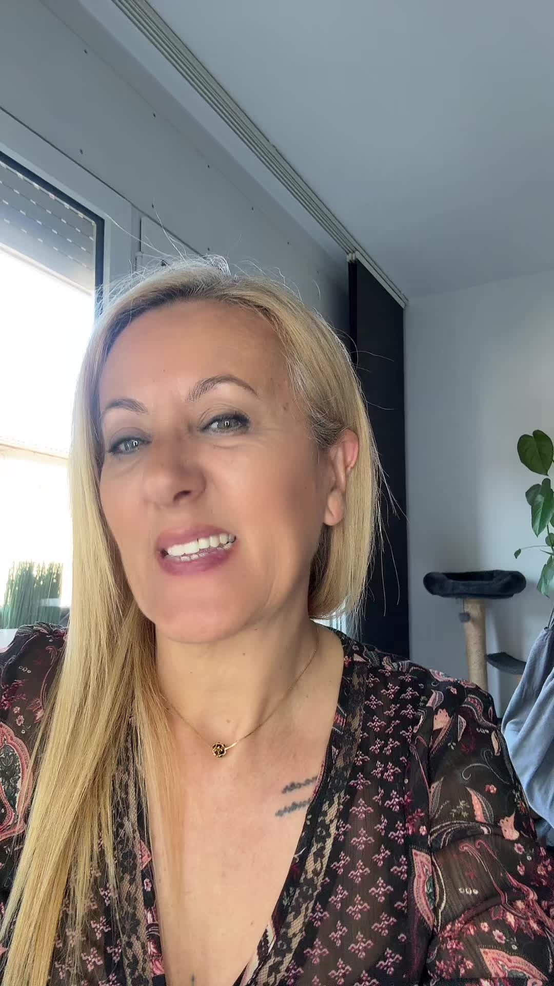 @♡♡ᖇOᑌᔕᗴ ♡♡