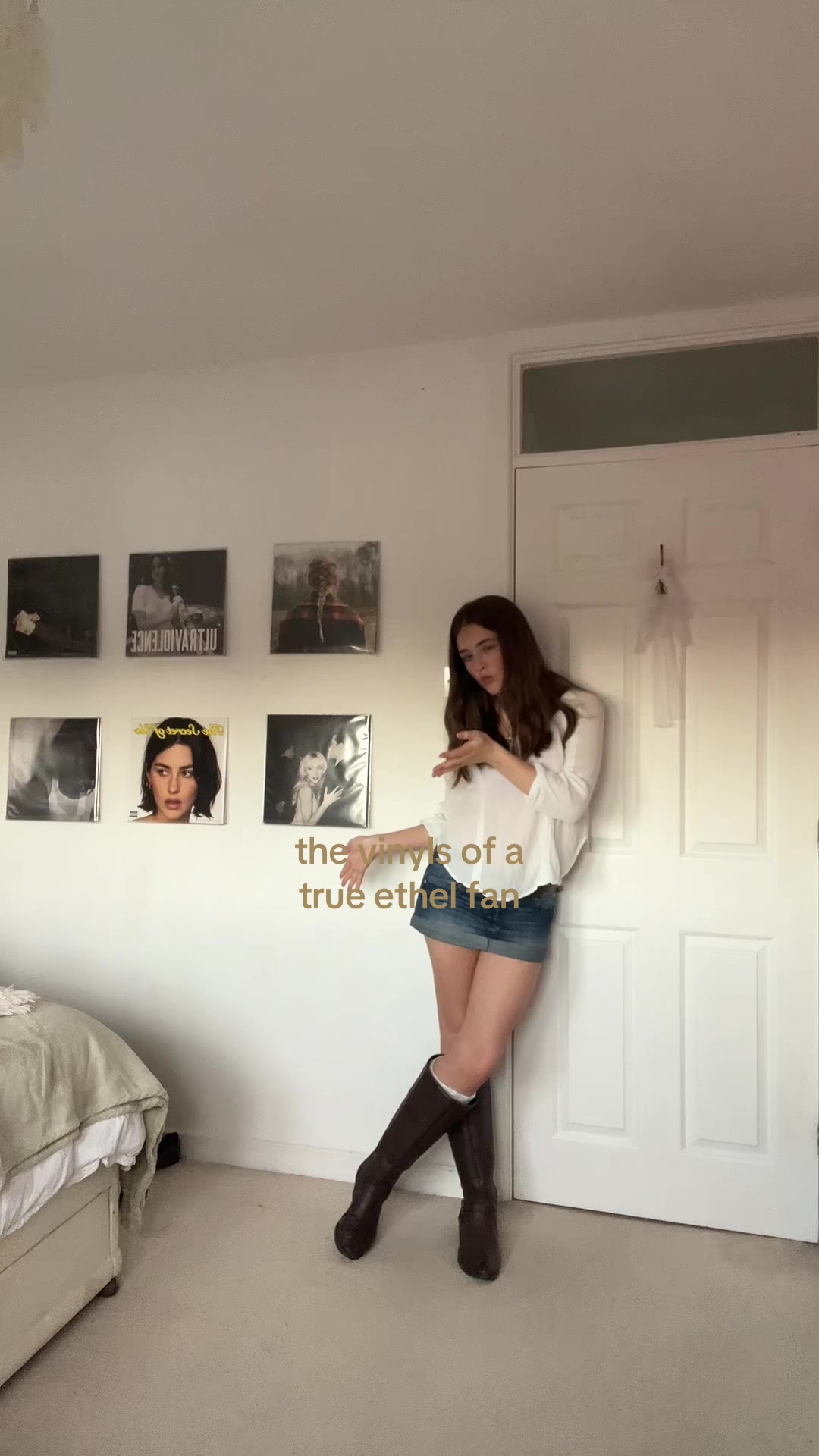 @phoebe ✮⋆˙