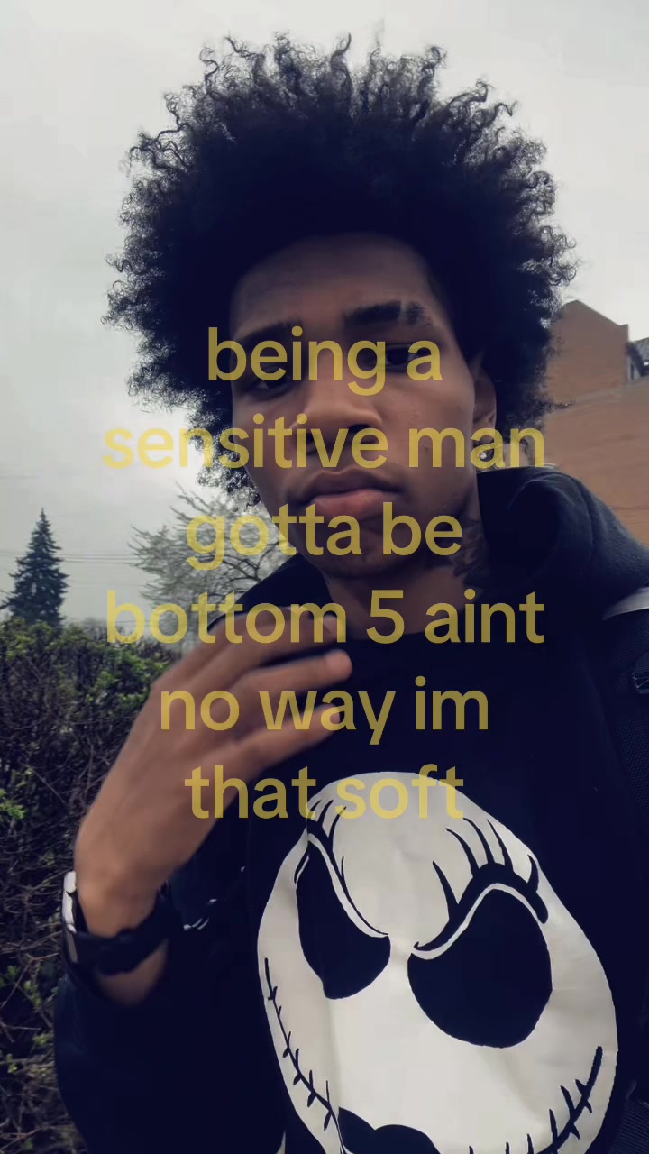 @⃟