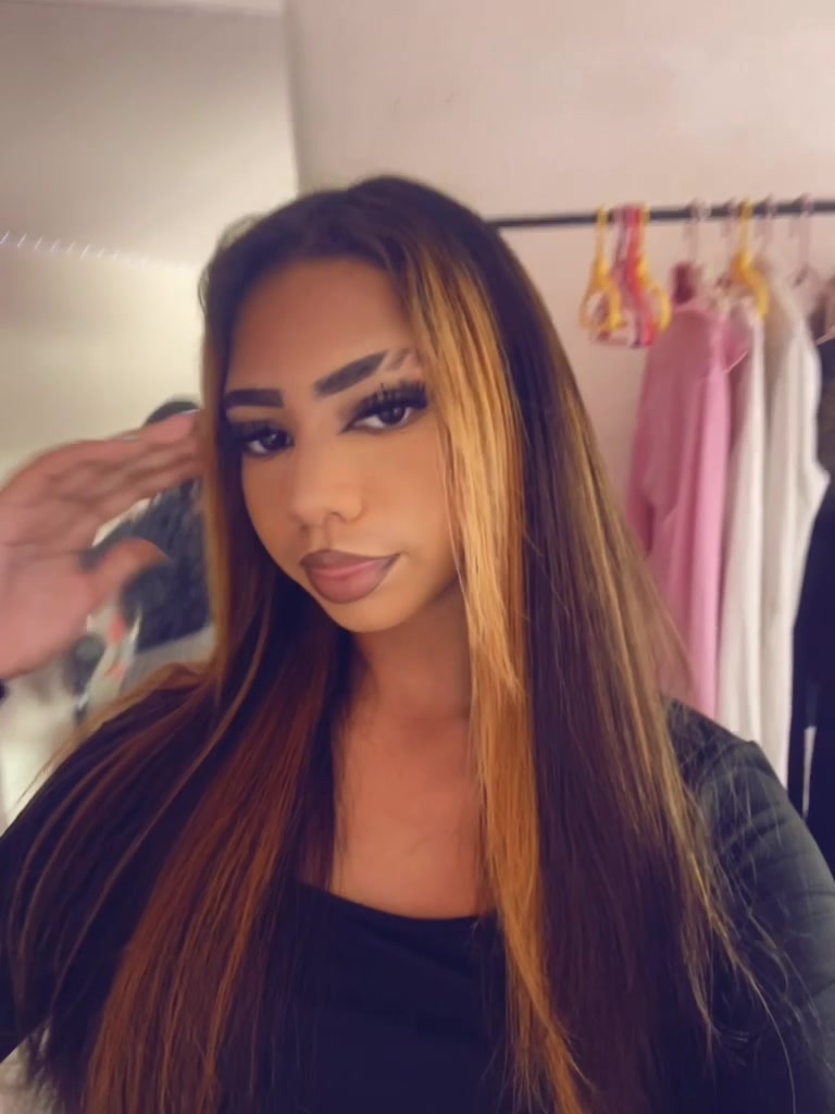 @𝐍𝐚𝐞̈𝐥𝐲𝐚