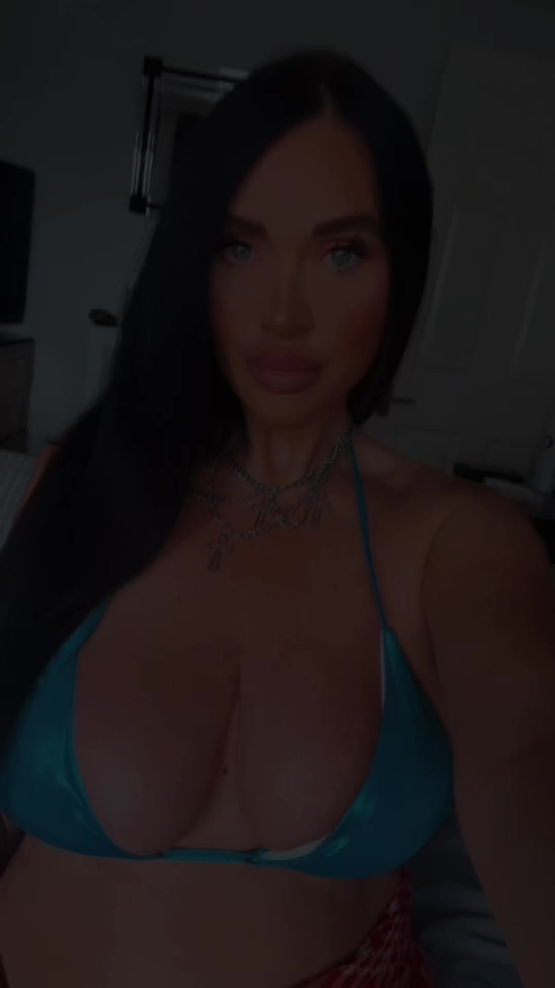 @katie_xstormi