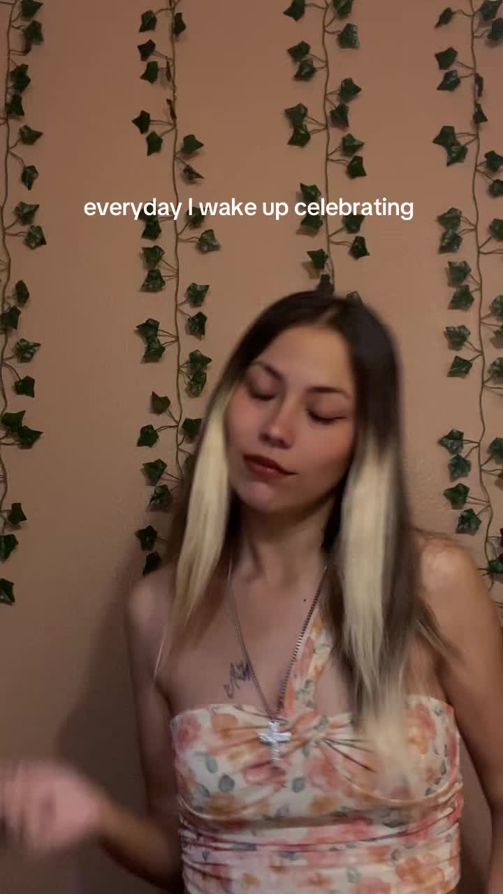@Carley🍃💕