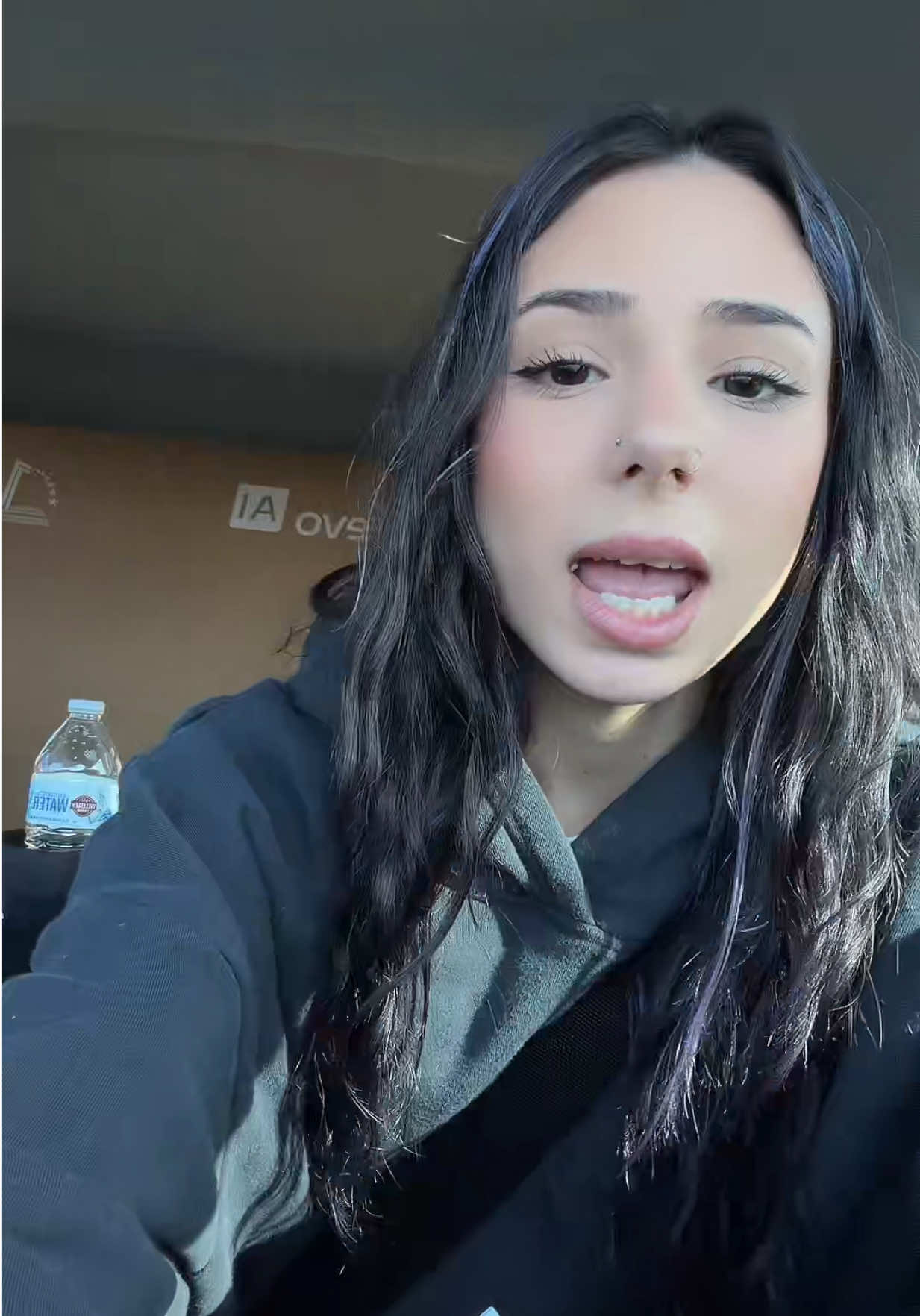@lily