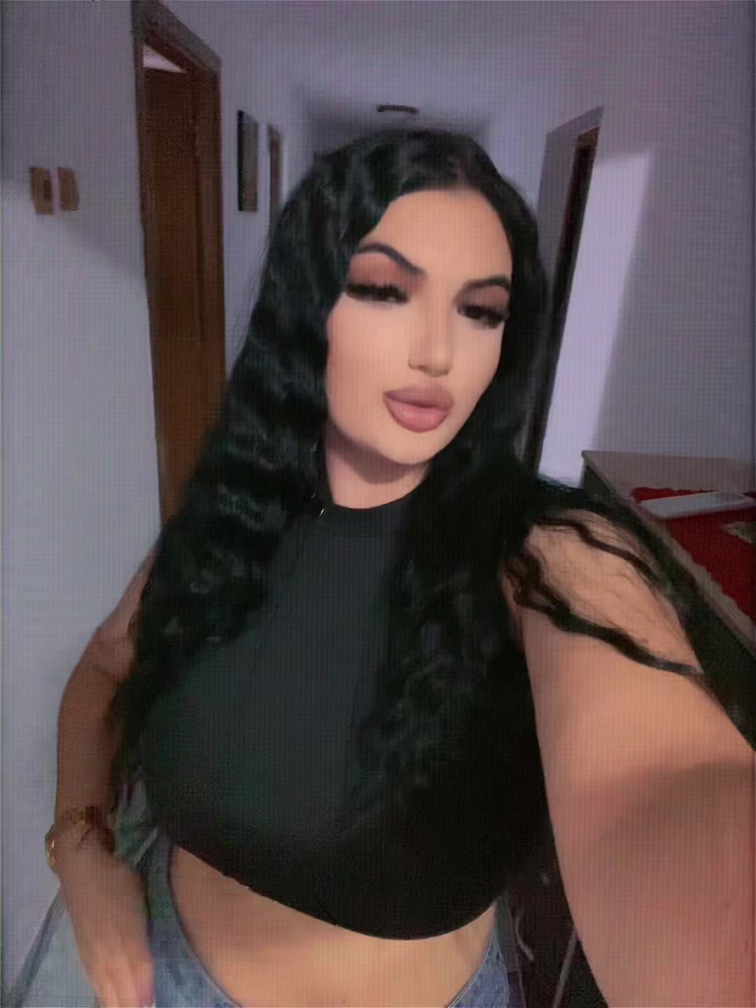@🖤