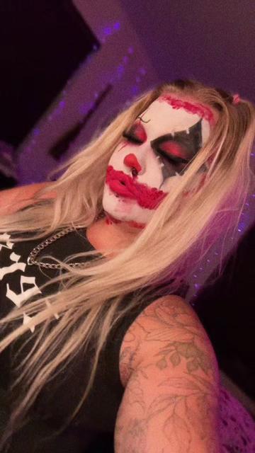 @🎪🔪A girl named Drool🔪🎪
