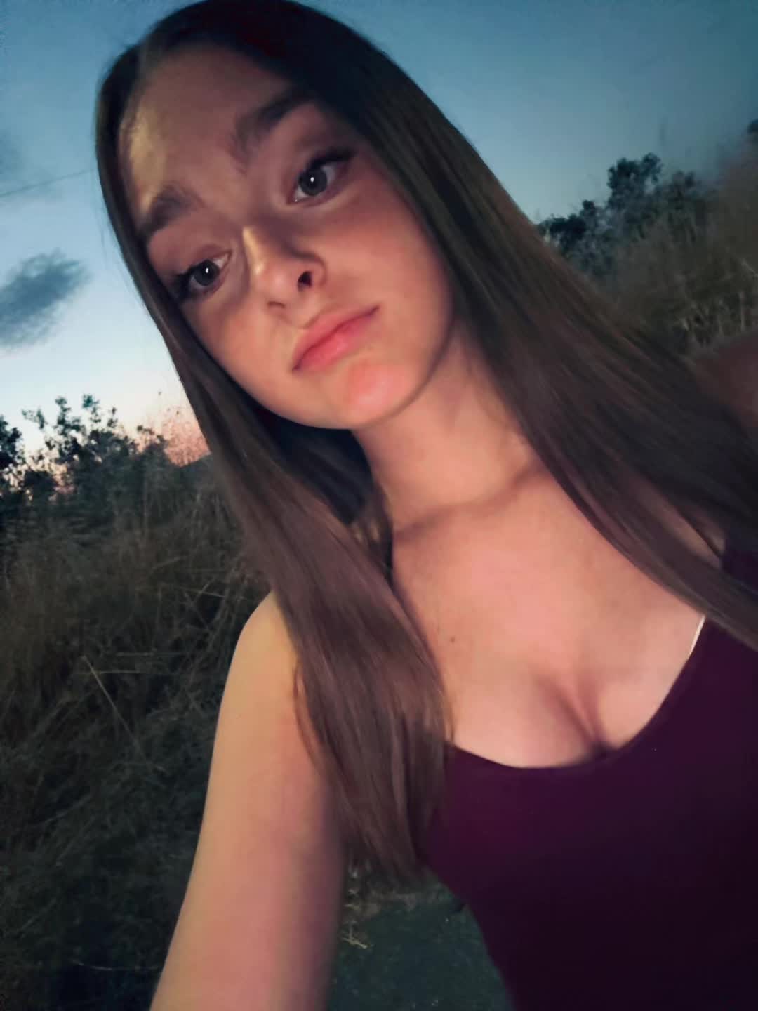 @𝓬𝓪𝓻𝓵𝓸𝓽𝓽𝓪