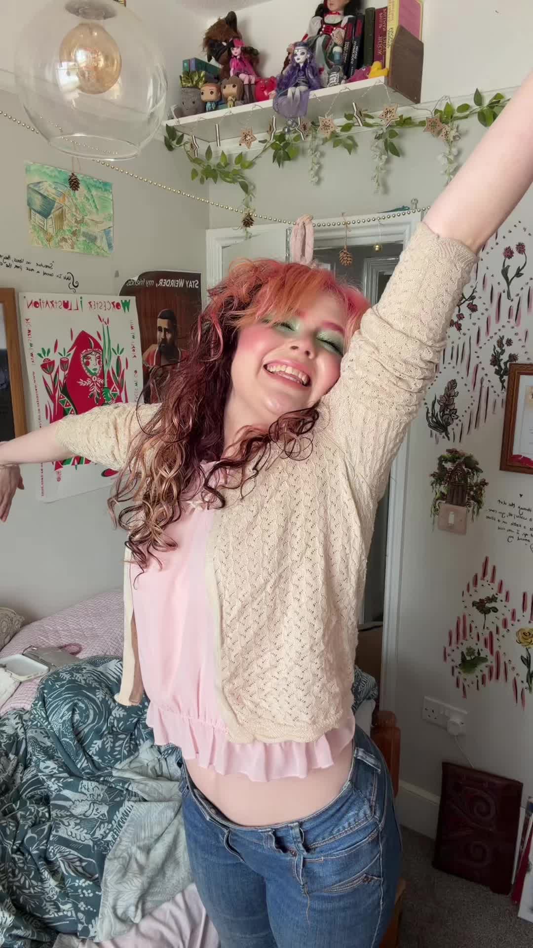 @Smolly