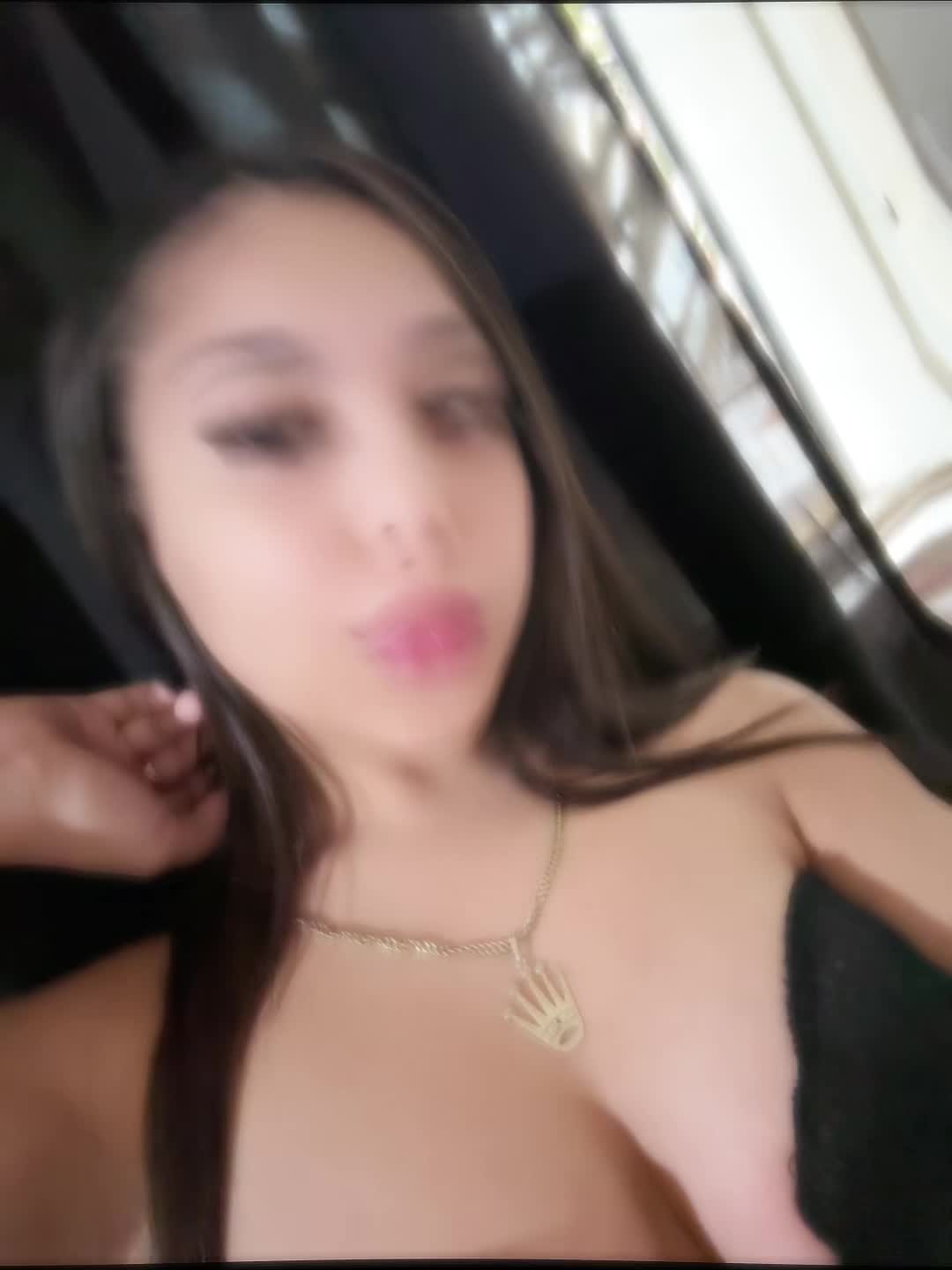 @JULI CLARA