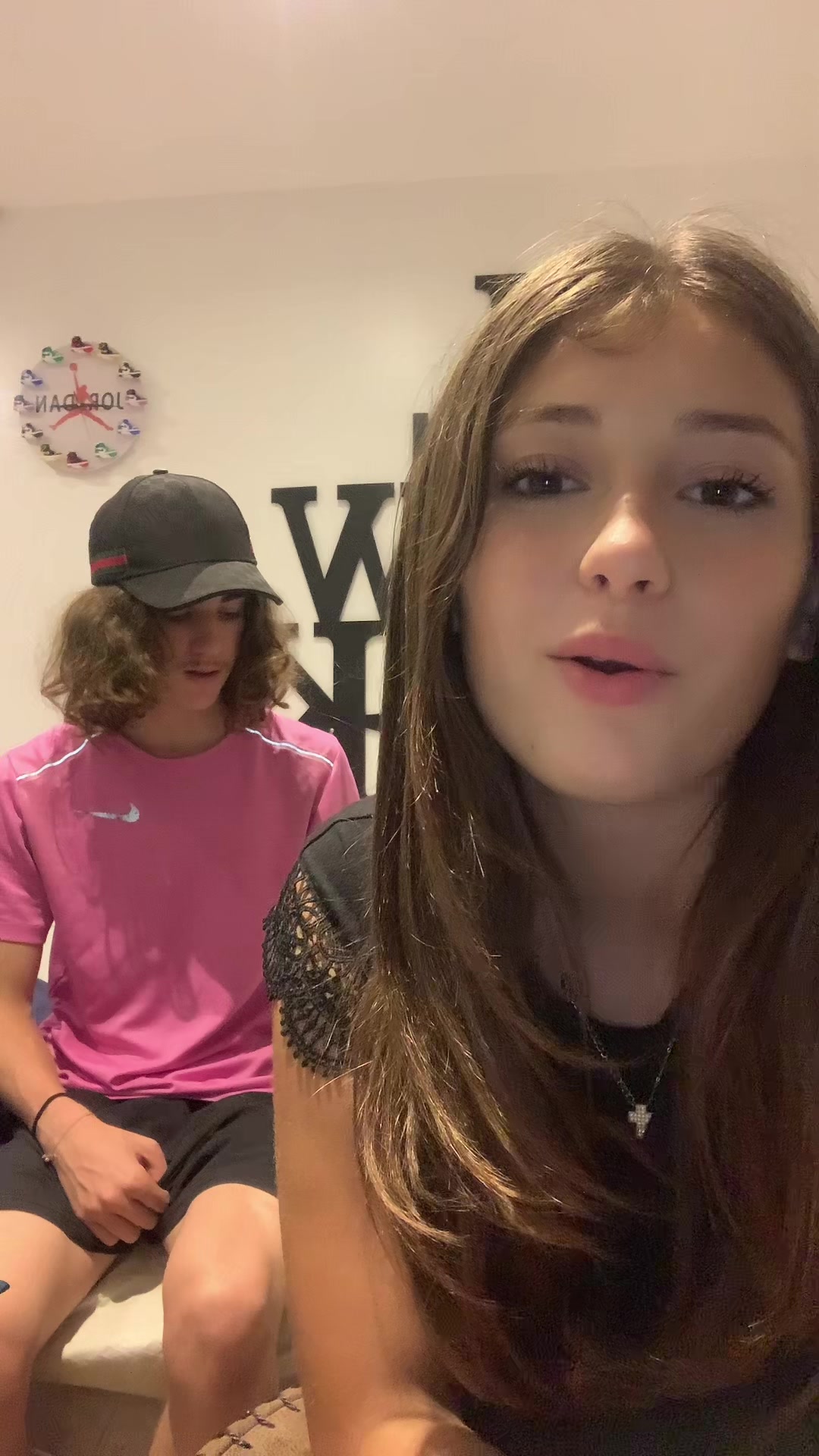 @ch.ch2406