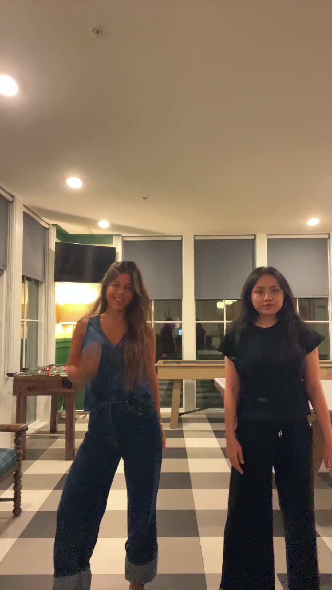 @zeliii