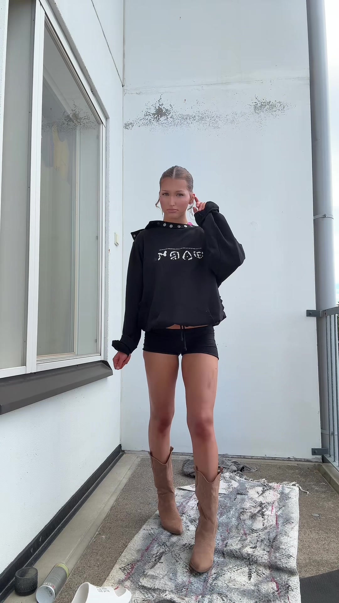 @Olivia