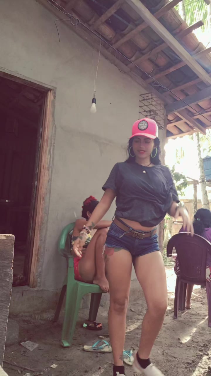 @Isabella