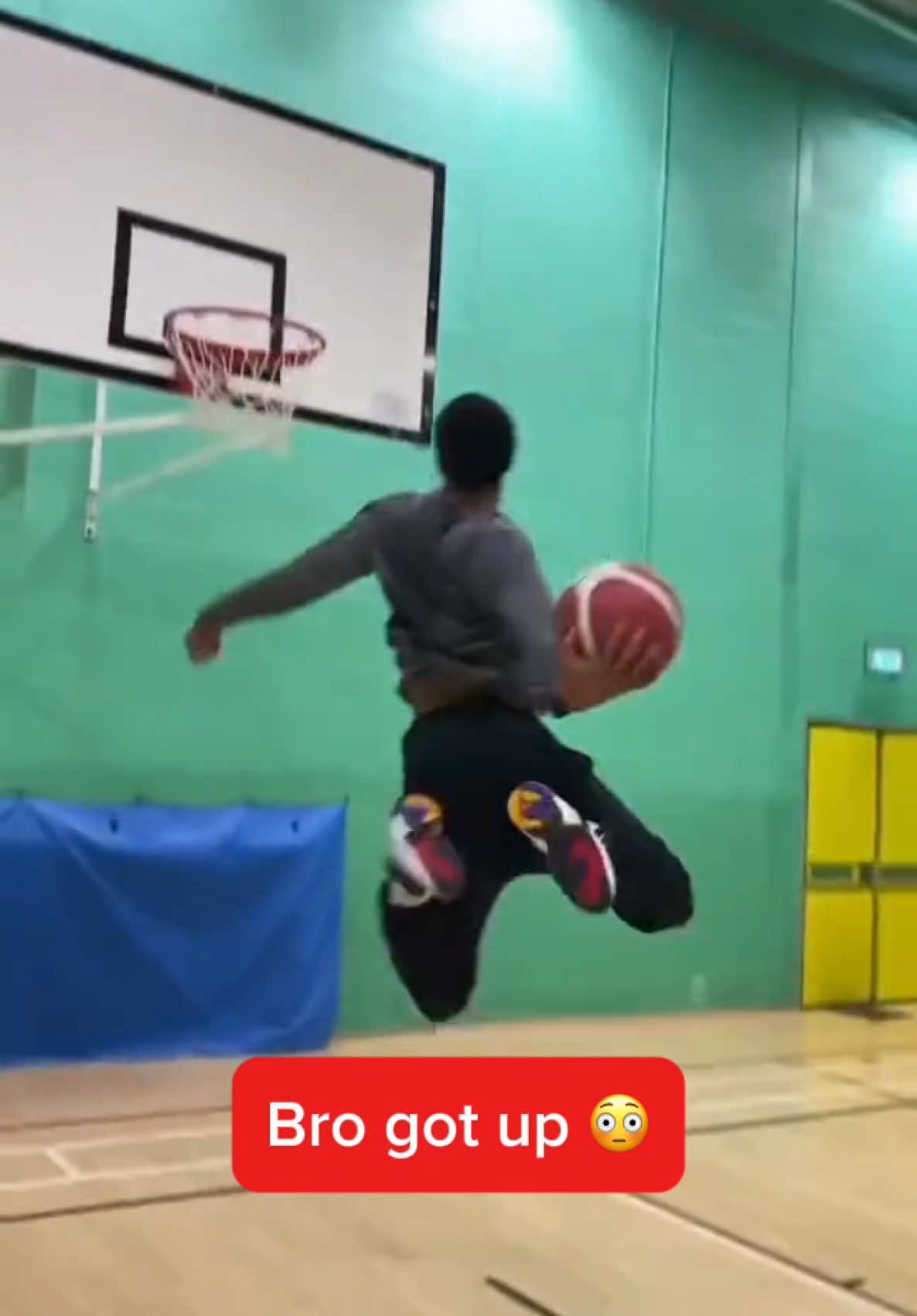 @DUNK | BASKETBALL