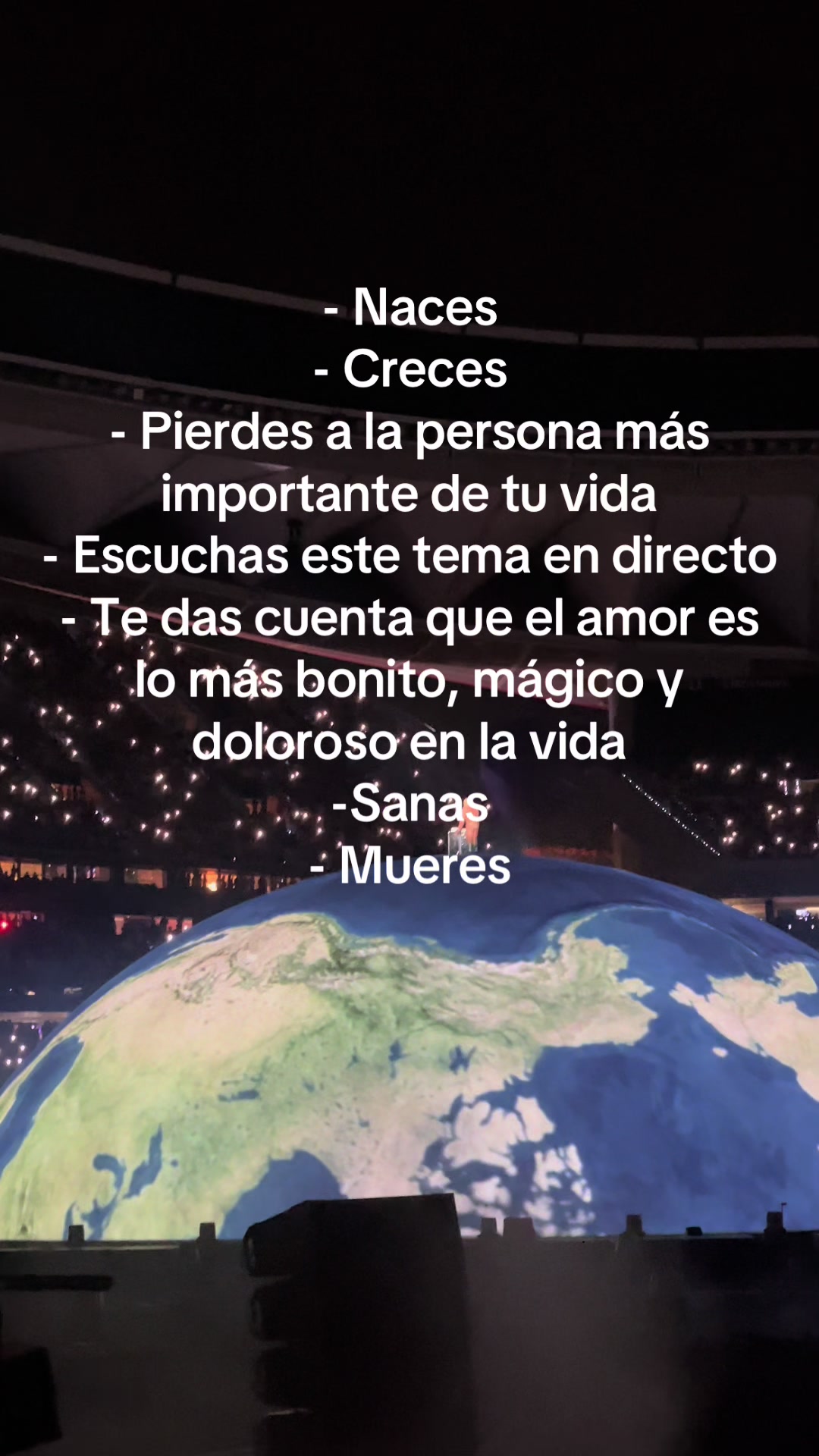 @María