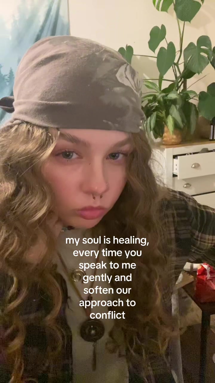 @𖤓leaf & gabs☽