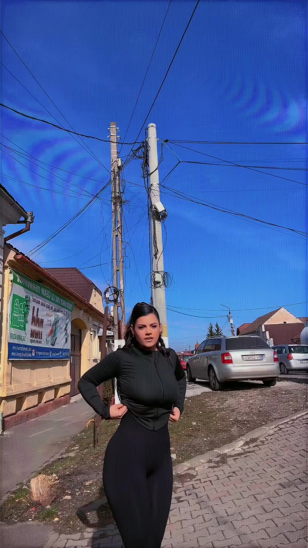 @Rebe5504