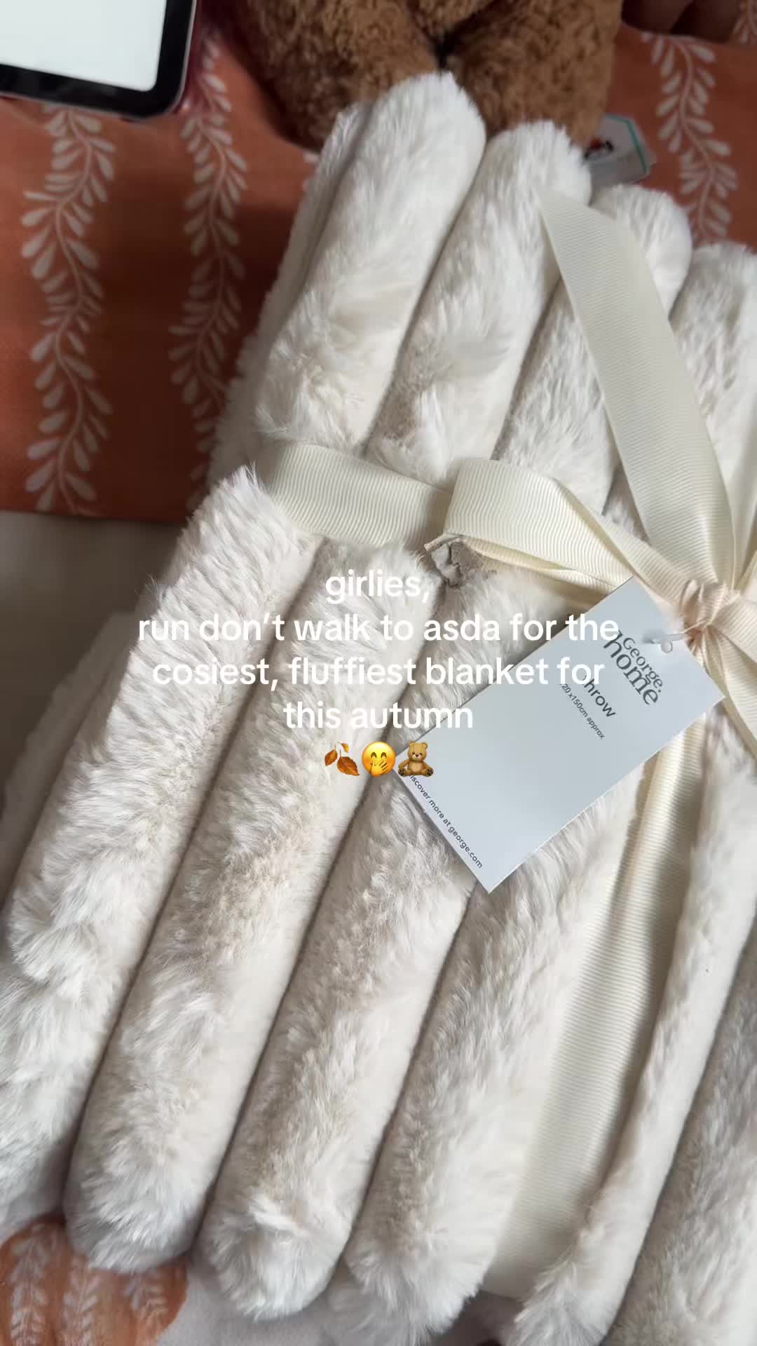 @molls 🤍🍦🧺🧸