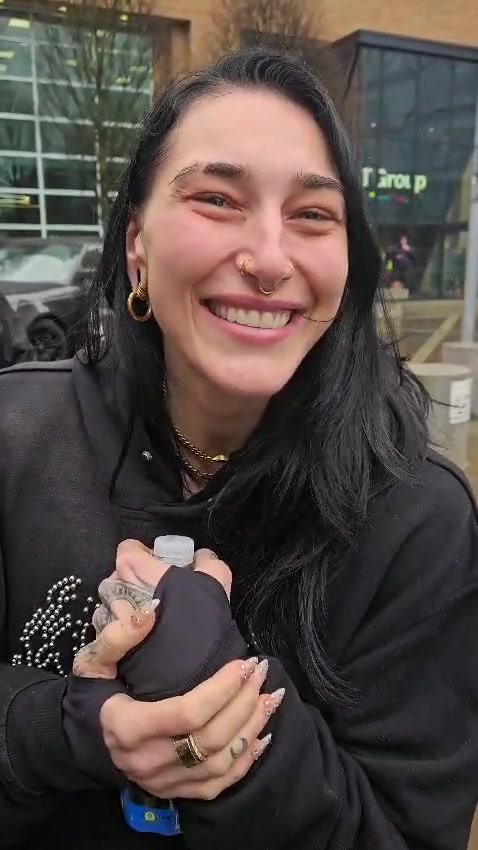 @Cazza 🏴🖤