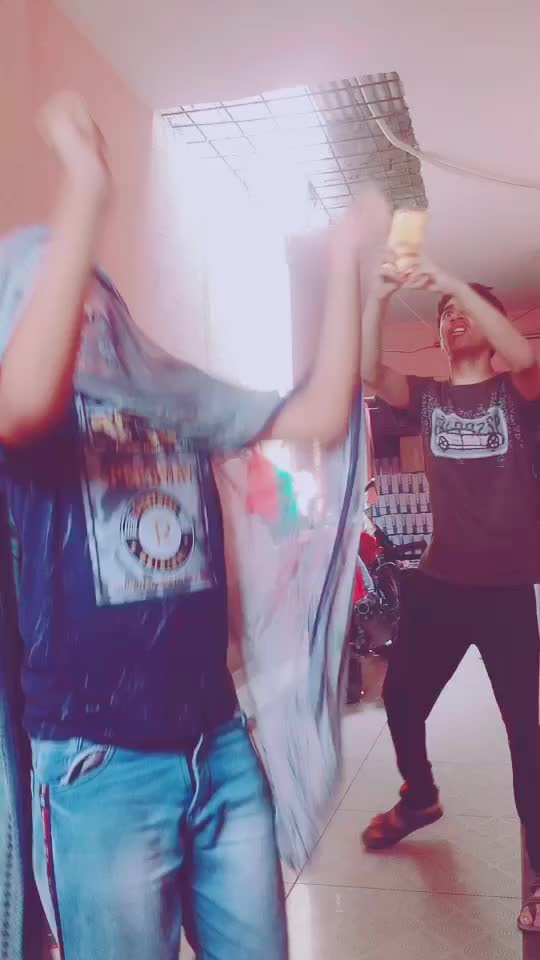@Comedian ๐๐คฃ๐๐คฃ