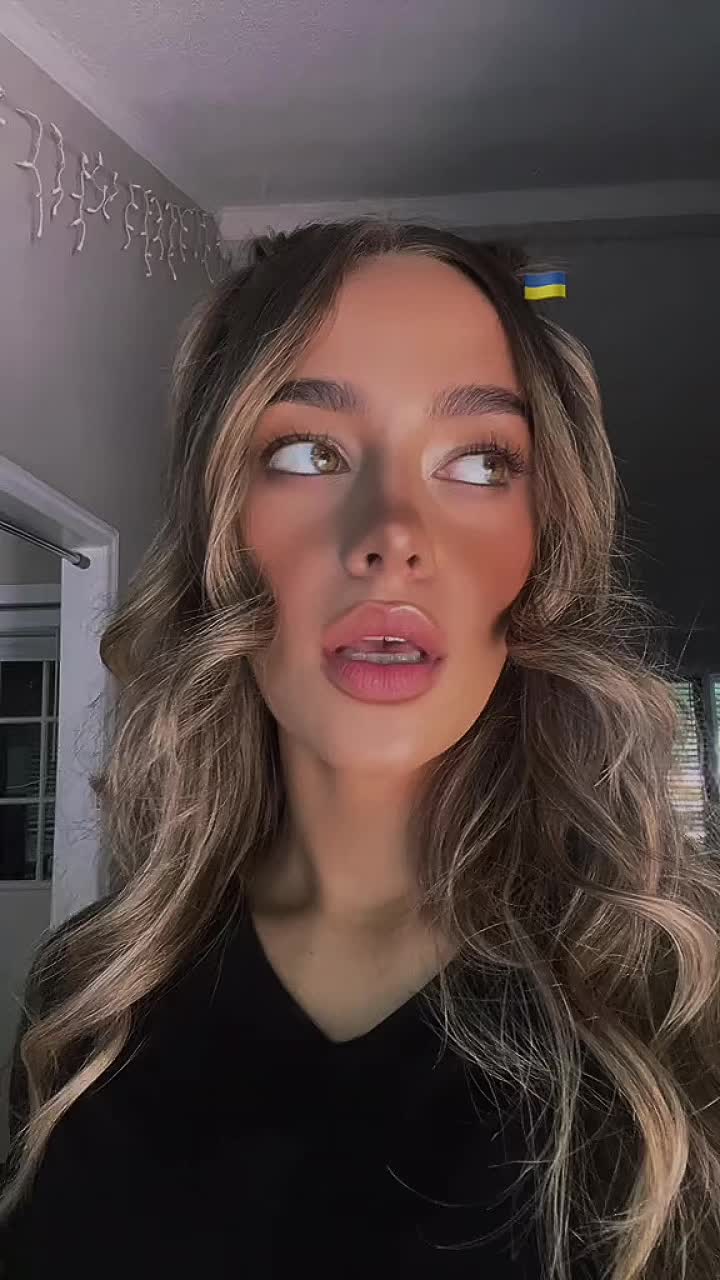 @Ukrainian girl🇺🇦
