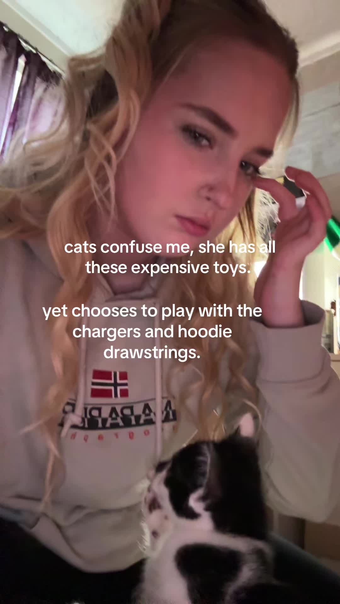 @woof