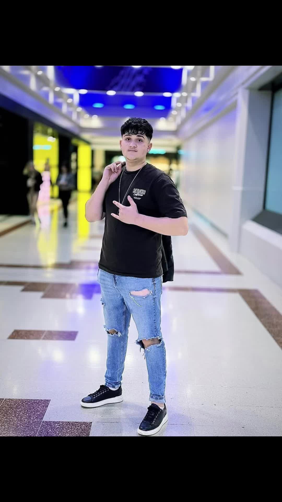 @Adyy Adyy