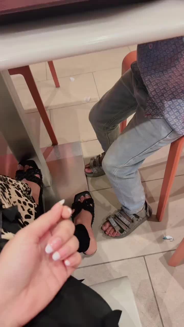 @🦋