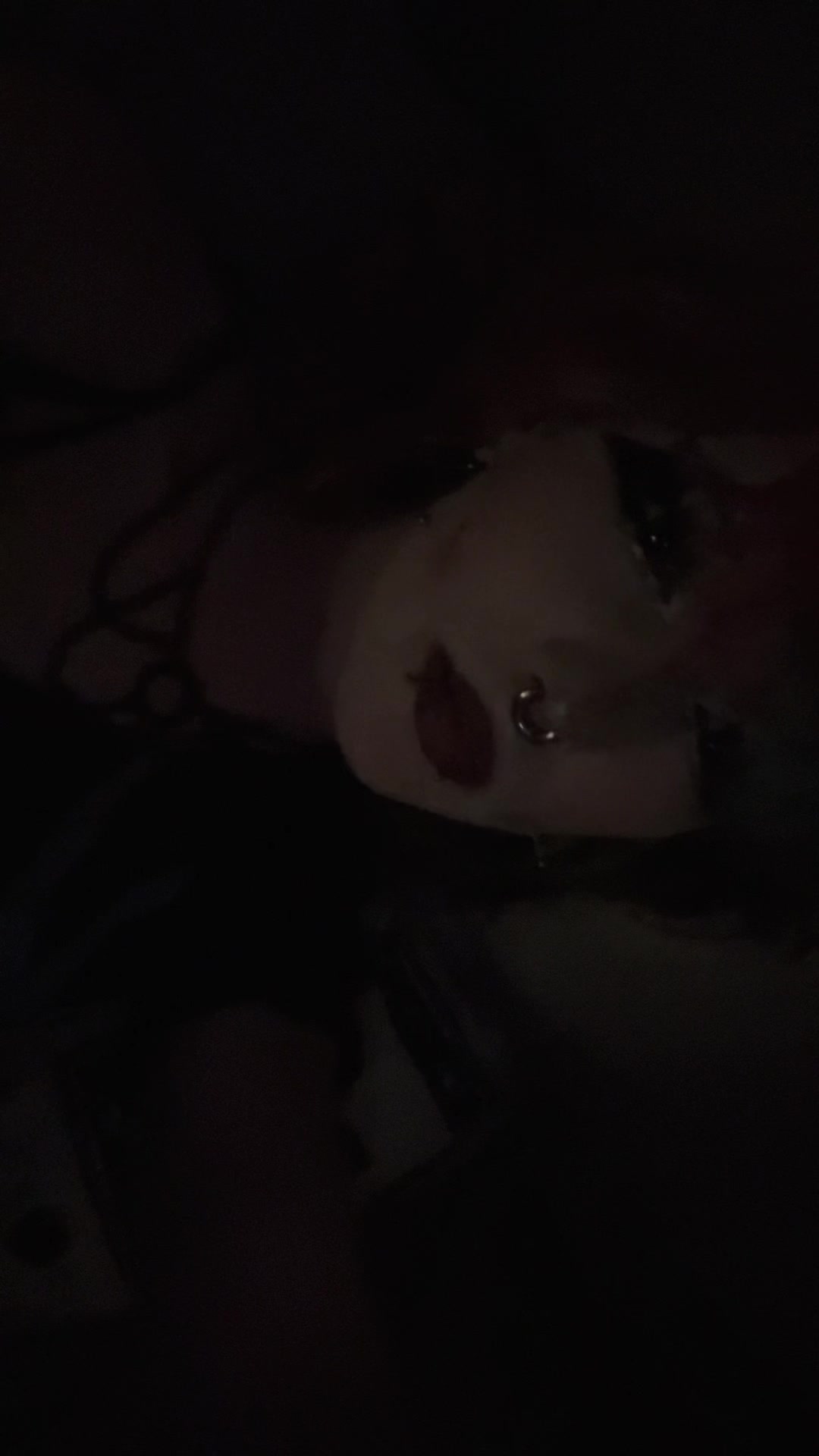 @💀Esther💀