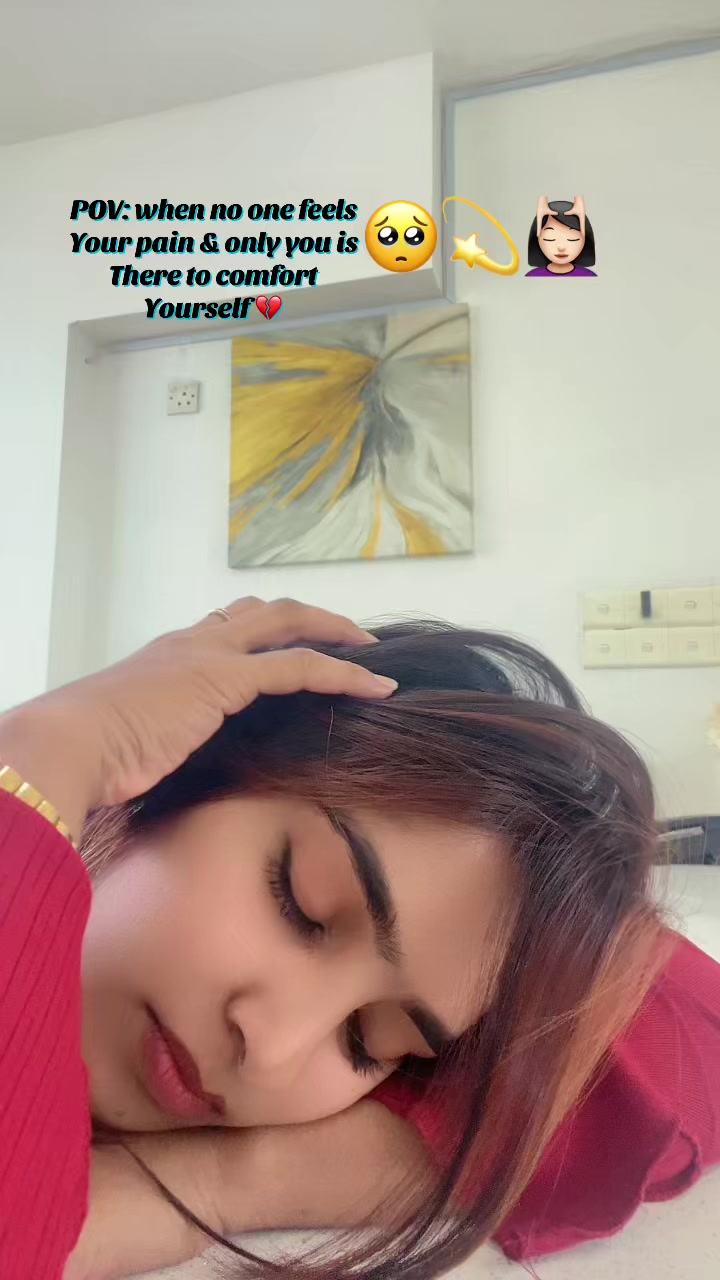 @Cinderella 🧚♀️💖 ( ZINDY )