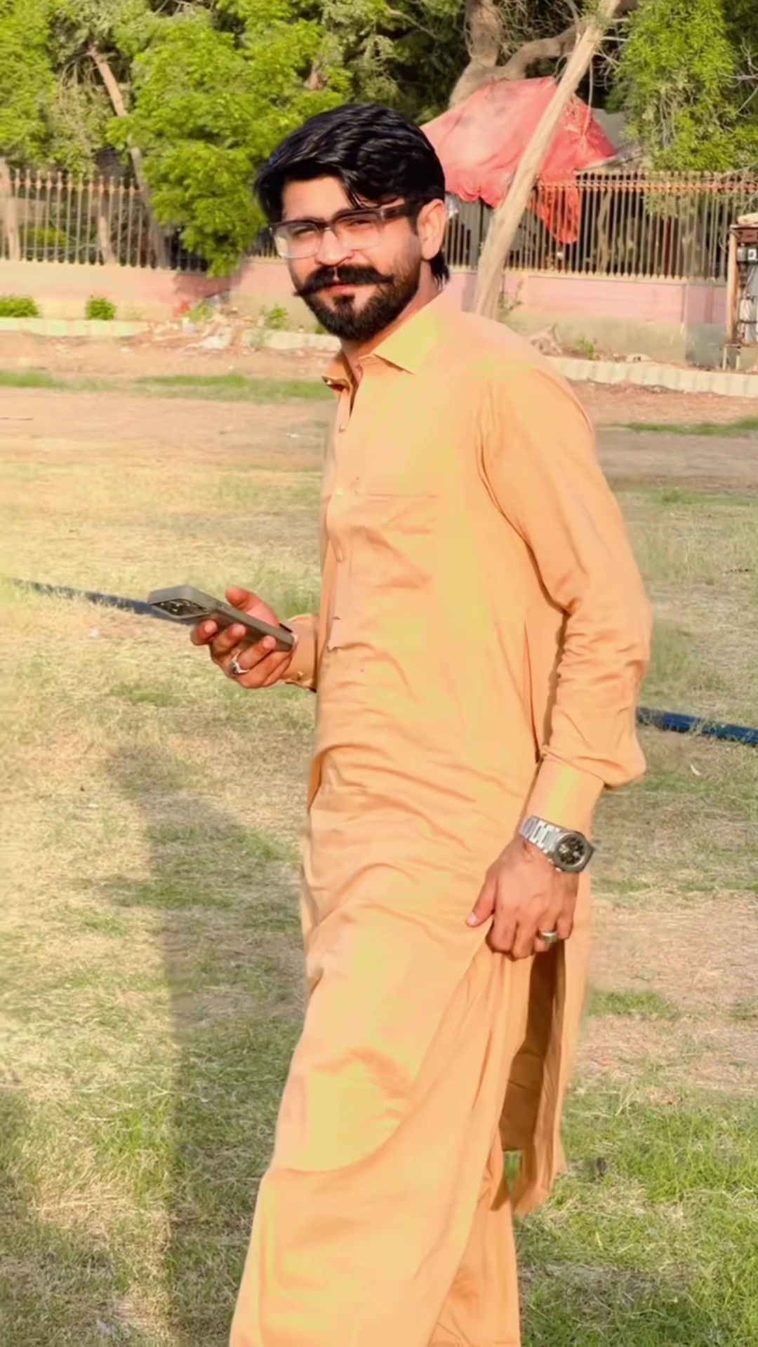 @Safdar اسٹٹچ🧵