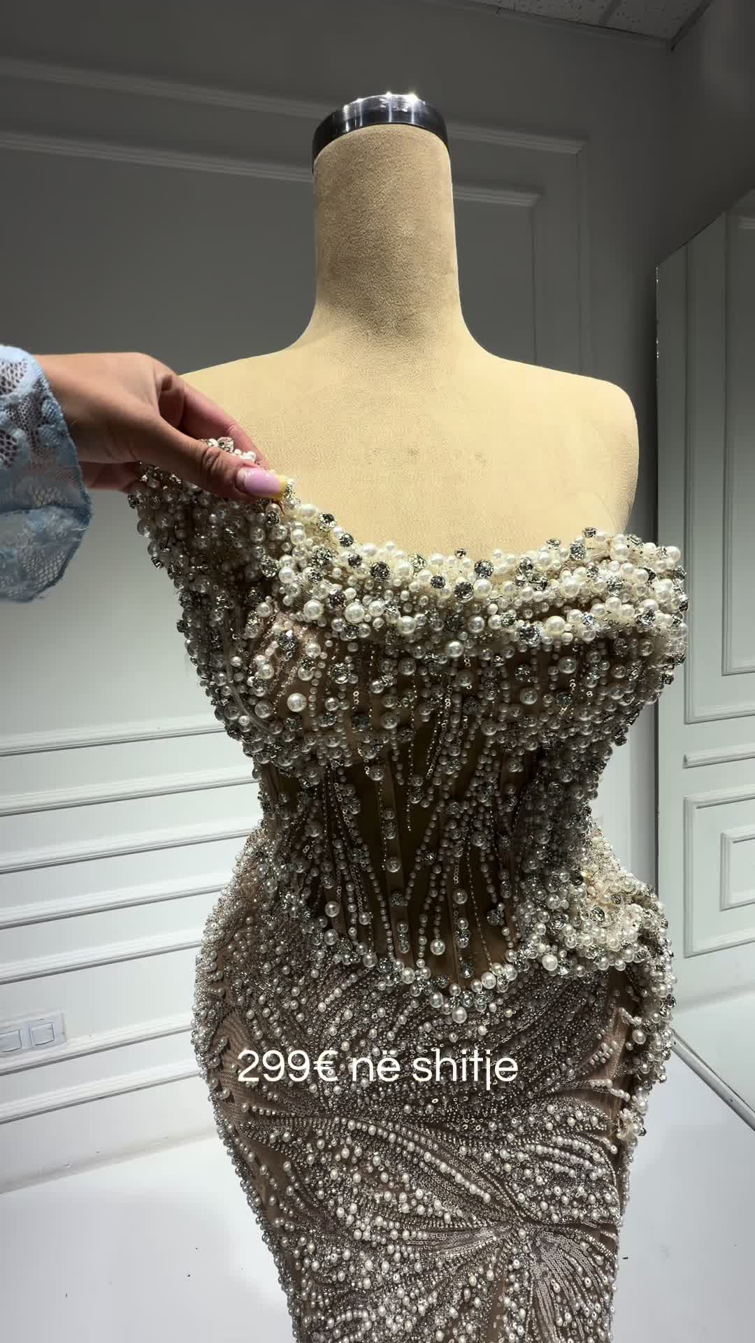 @Rina.Dresses