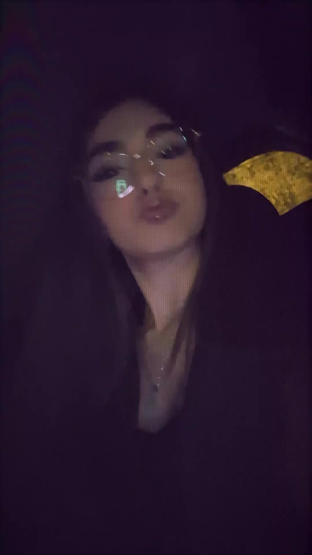 @𝑵𝑶𝑬𝑴𝑰👸🏽🌹