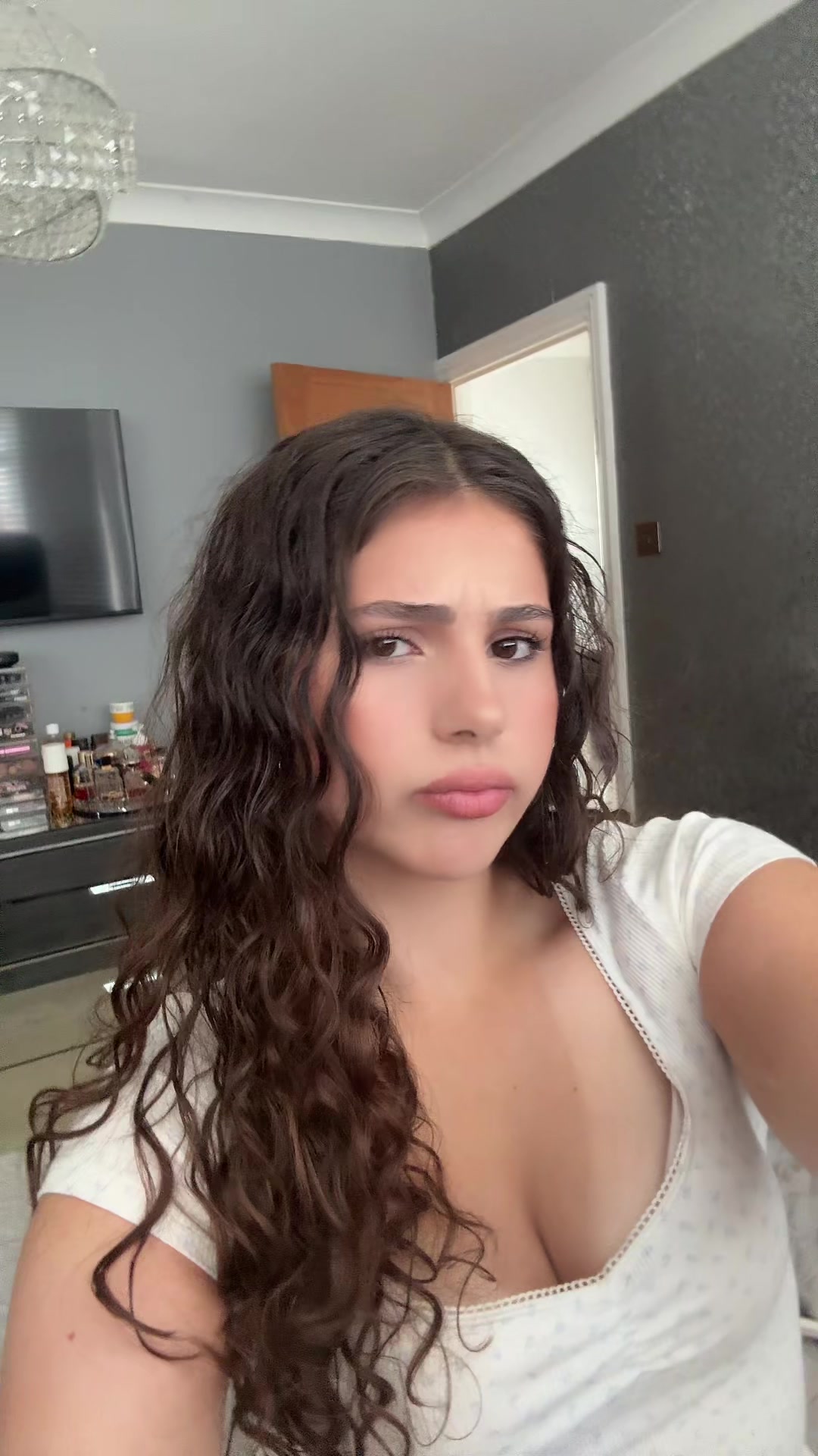 @𝒻𝒾𝓁𝒾𝓏.
