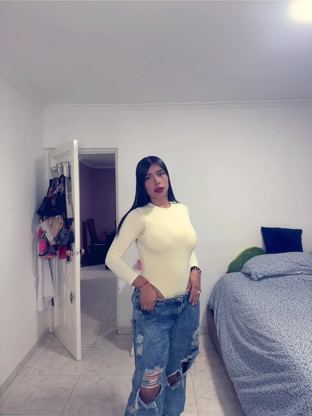 @Alexandra Mora