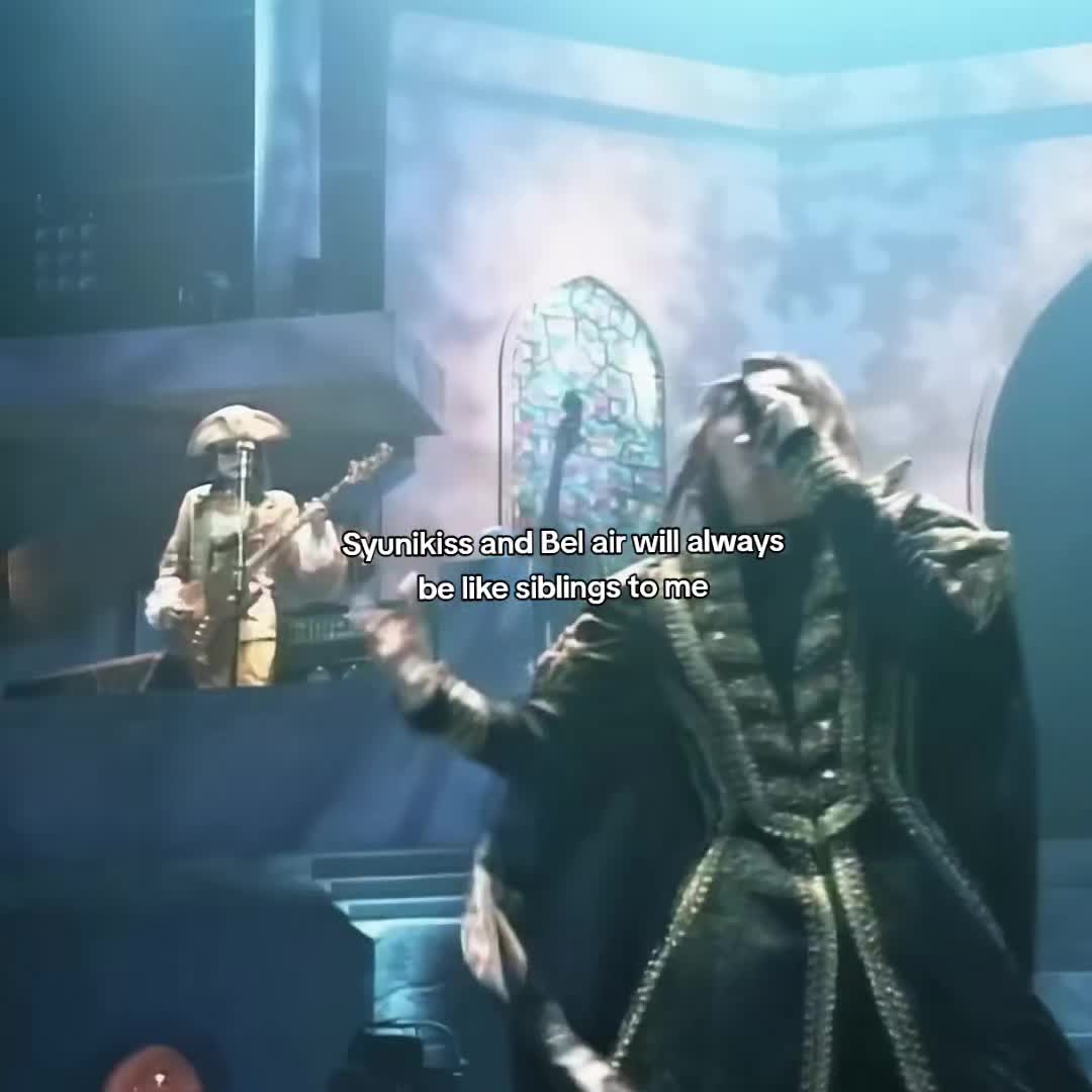 @★