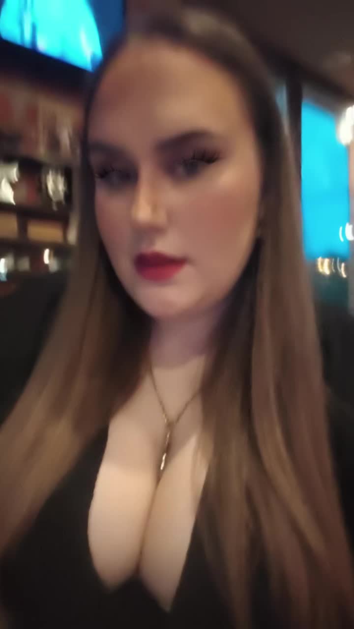 @Ministarka TikToka 👑🇧🇻/🇷🇸