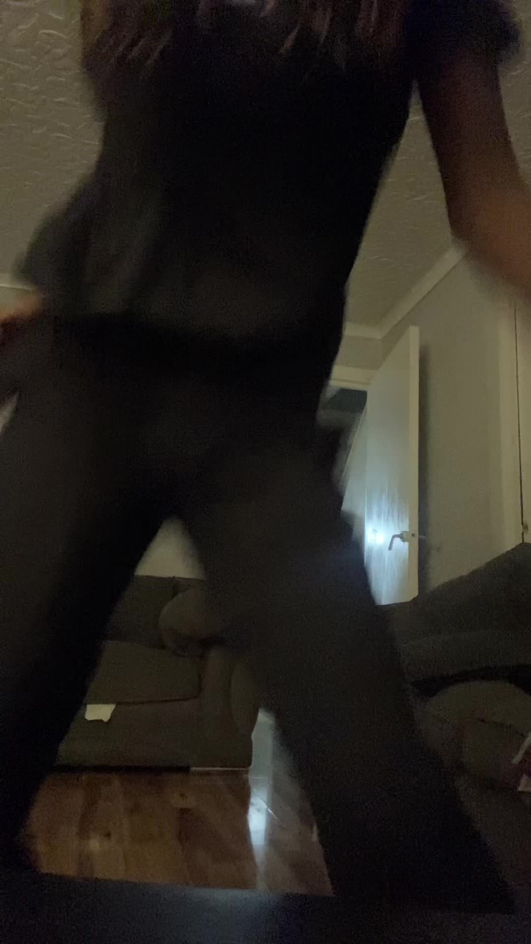 @4KTEE.