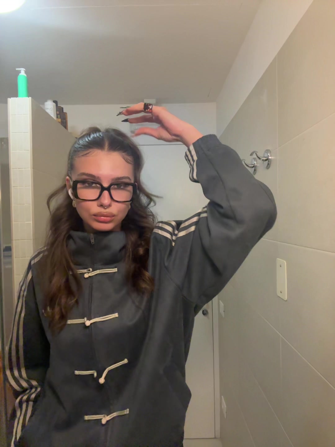 @tina
