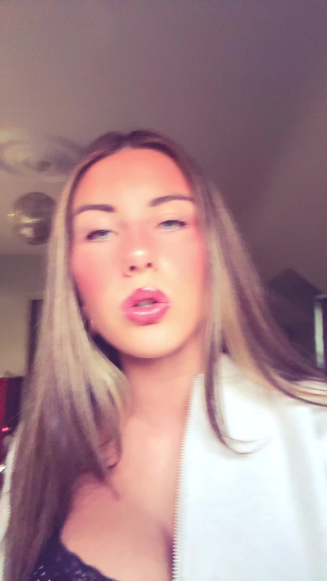 @rubyxburke