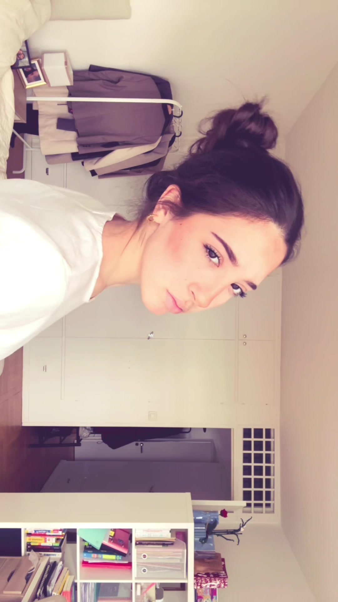 @laurasoolerr