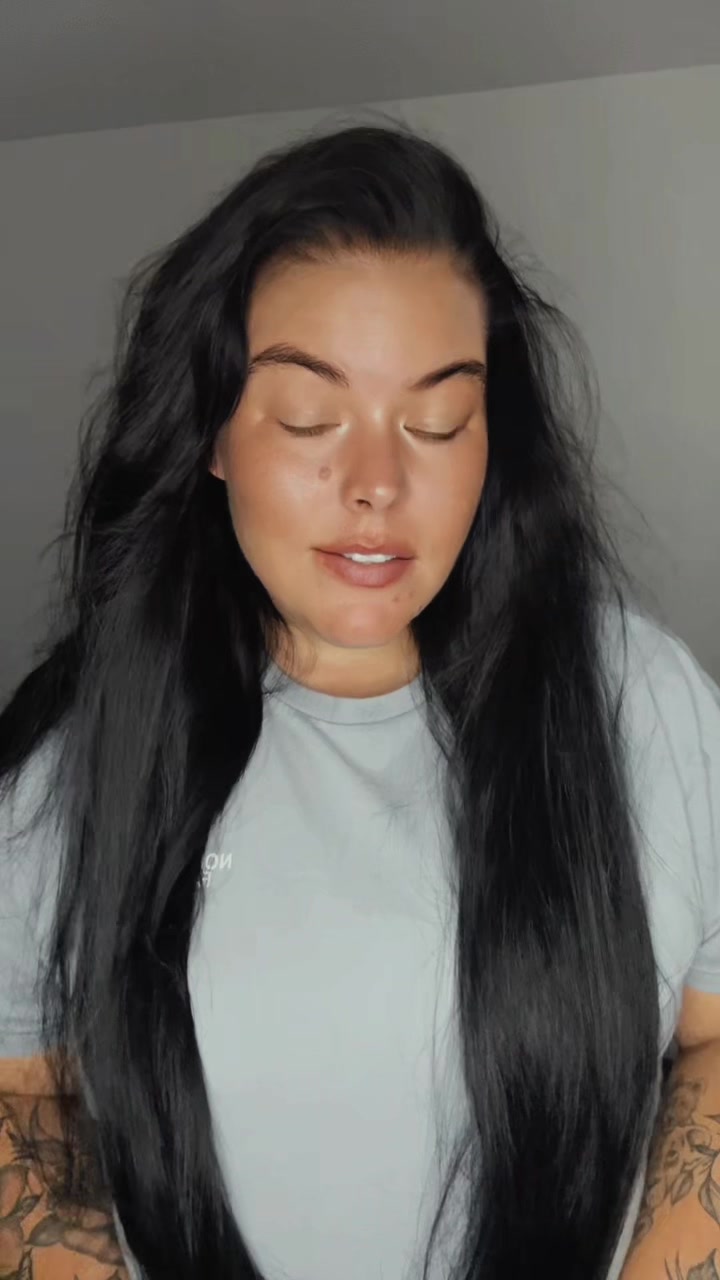 @Natasha ✨