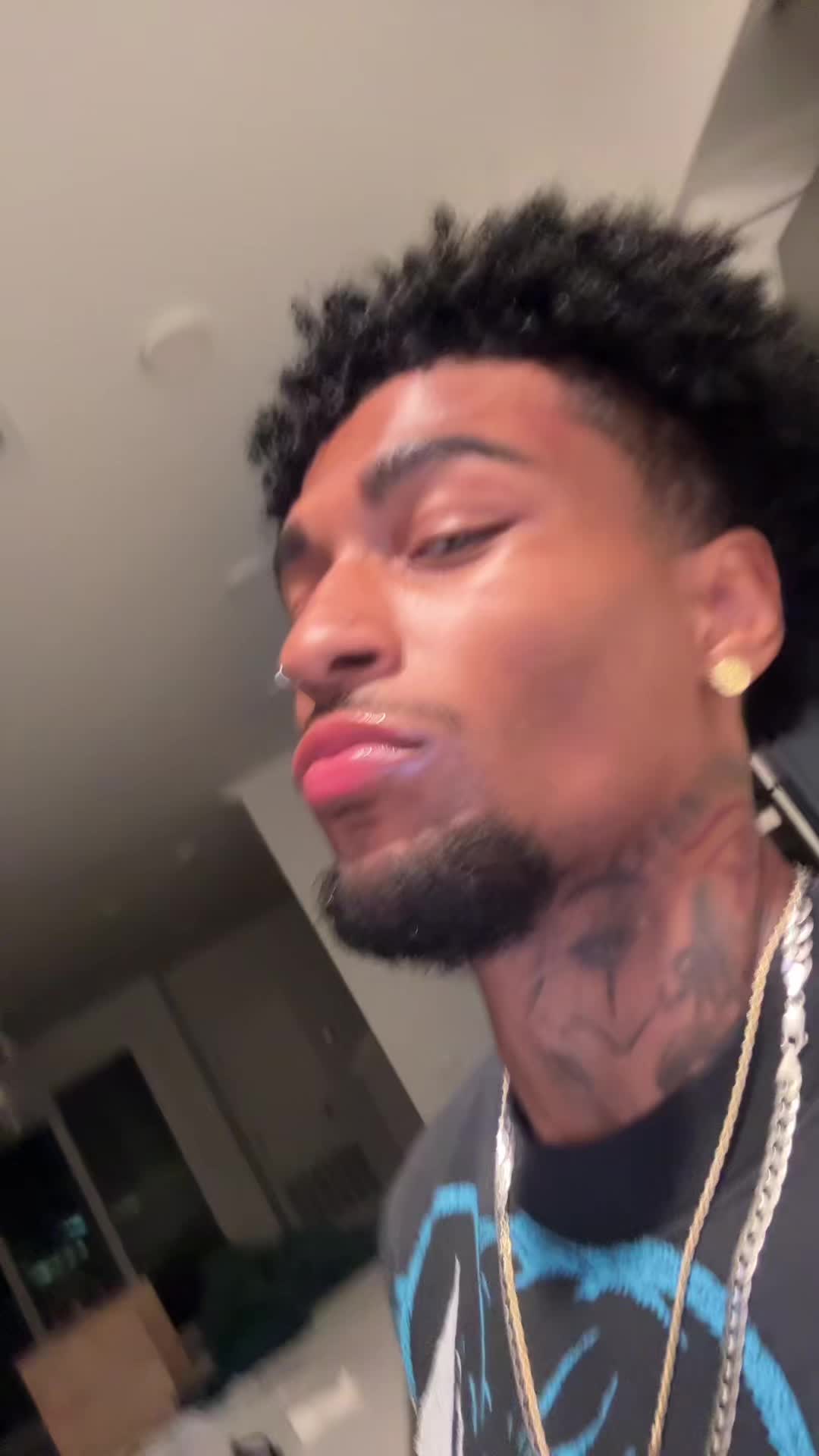 @Nich