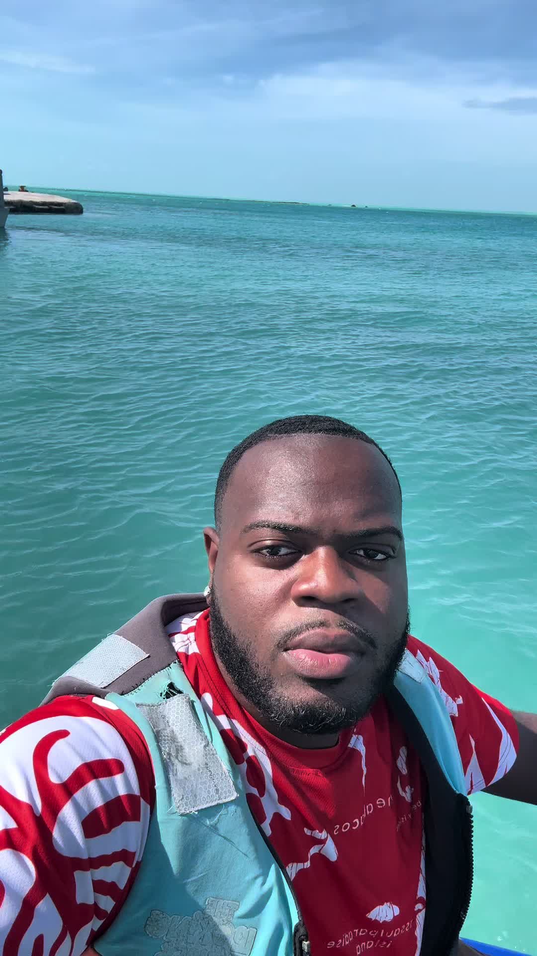 @Wavy Shad🏝🌊
