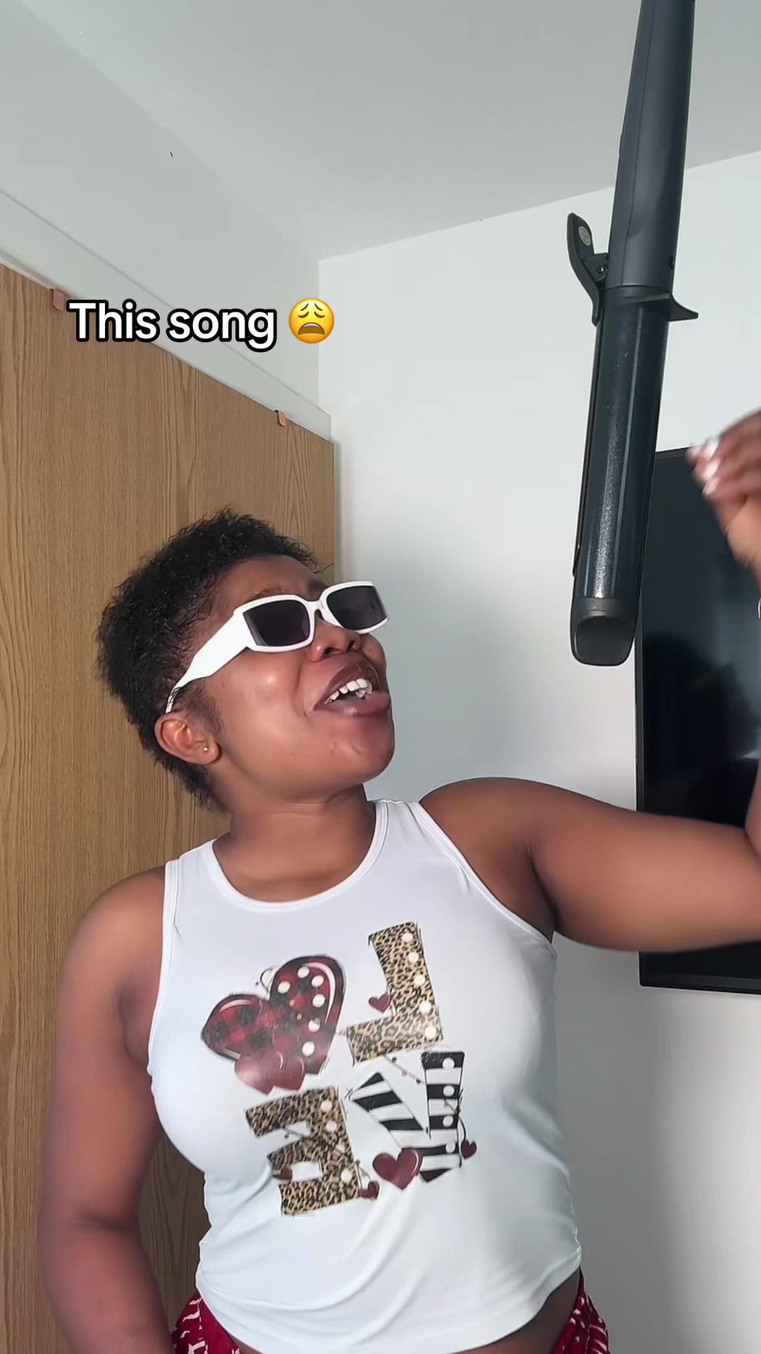 @Vibe Queen🎙️👑