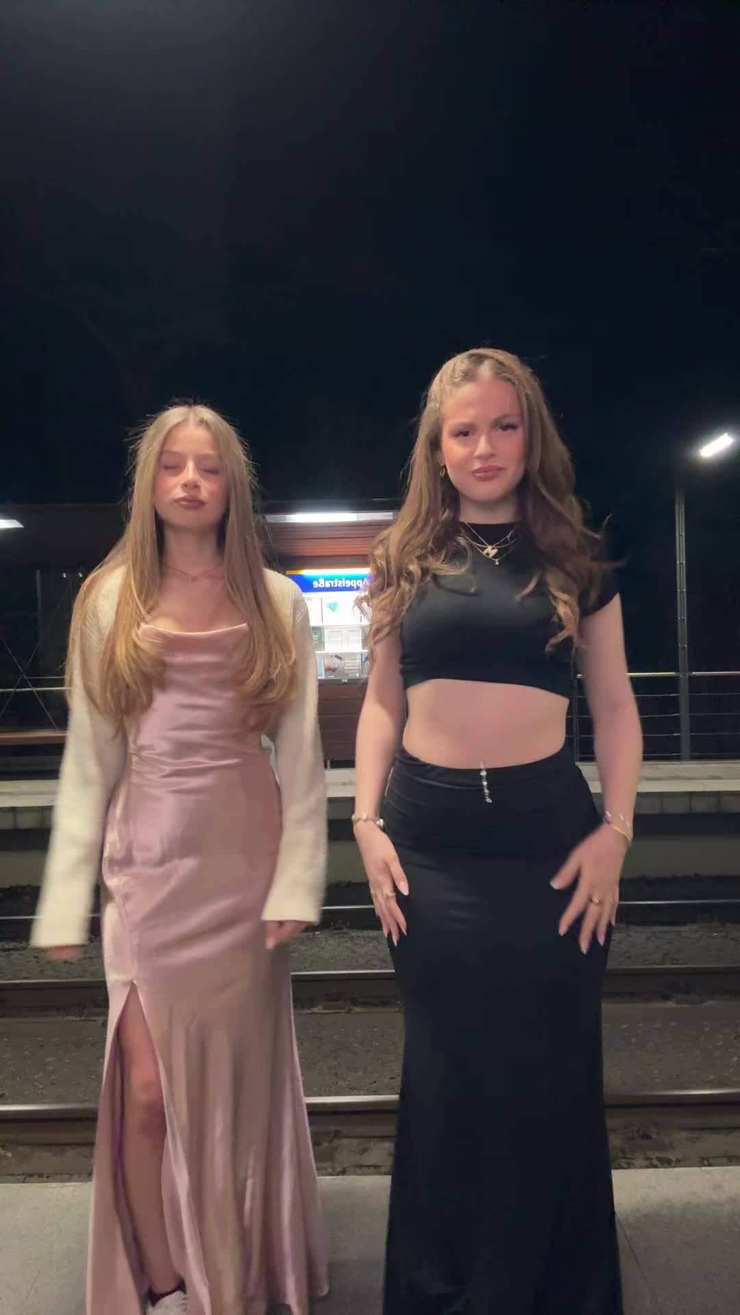 @maya ❦ ❧